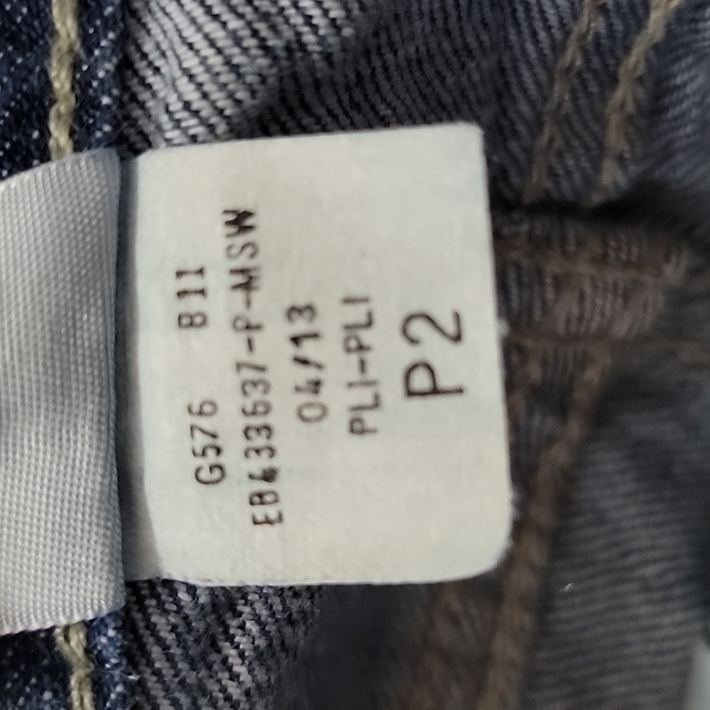 Eddie Bauer Original Loose Tapered Jeans Size 2P EUC - Picture 6 of 12